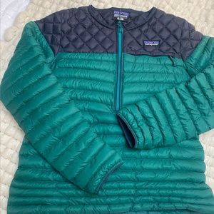 Patagonia down pullover